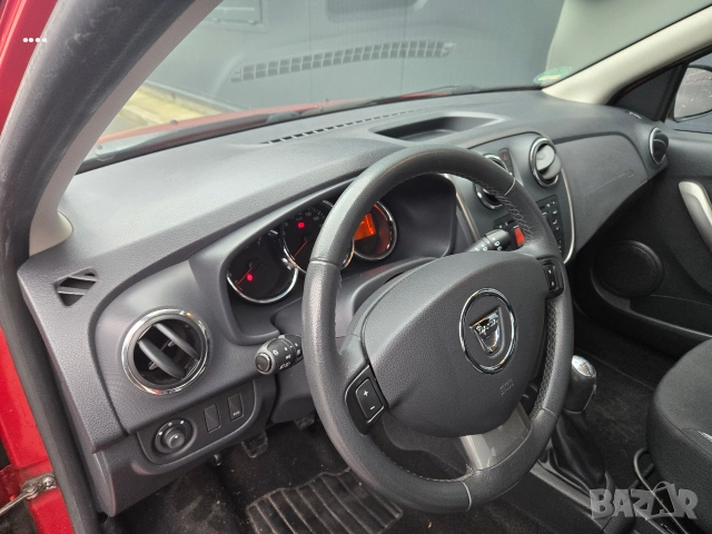 Dacia Sandero Stepway, снимка 14 - Автомобили и джипове - 52712153