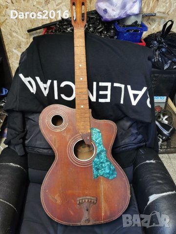Стара китара Kremona 60-70 години, снимка 1 - Китари - 41083412