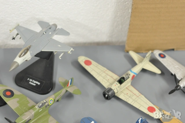 10 броя метални самолетчета, снимка 10 - Влакчета, самолети, хеликоптери - 53111876