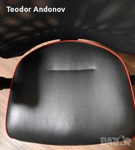 Стол Ikea Matchspel, снимка 3 - Столове - 53134369