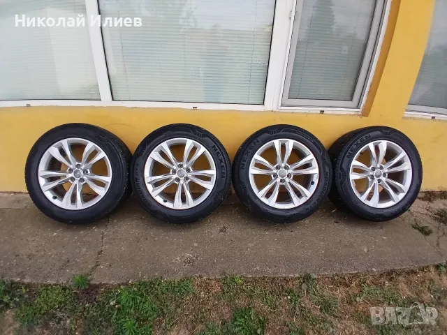 Оригинални джанти с гуми.
