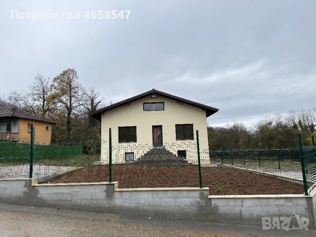 Къща в Правец