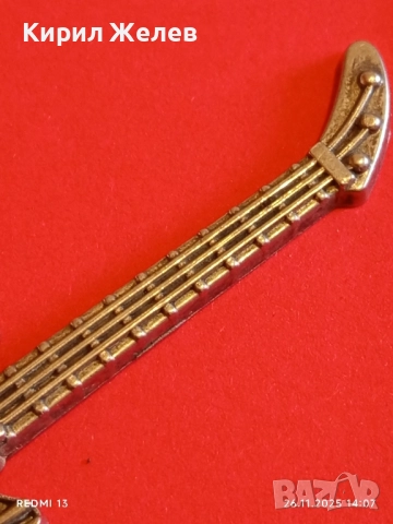 Рокерски метален медальон електрическа китара 🎸 с череп 52157, снимка 4 - Колиета, медальони, синджири - 52548329