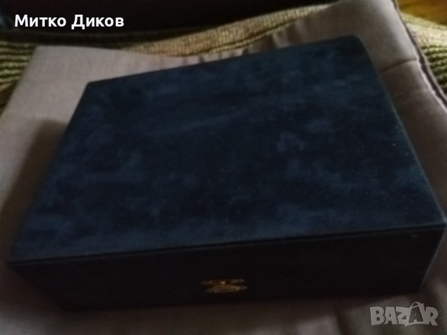 Kutahya марков порцелан маркиран комплект за кафе-две чаши и две чинийки ръчна изработка нов в кутия, снимка 17 - Сервизи - 39031800