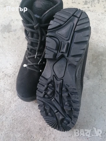 Продавам чисто нови трисезонни обувки с мембрана от Comfortex размер 38 и 40, снимка 4 - Маратонки - 50535175