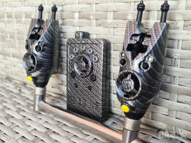 Сигнализатори Nash R3 3+1 къстъм, снимка 8 - Такъми - 51014832