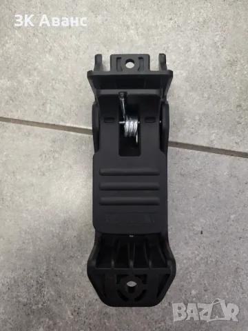 лазерен нивелир Dewalt DW088CG, снимка 3 - Измервателни инструменти - 55796446