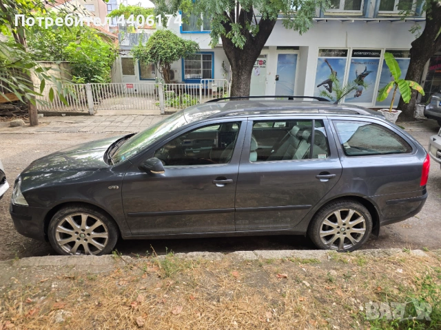 Skoda Oktavia 2.0 laurin & klement, снимка 5 - Автомобили и джипове - 53092983