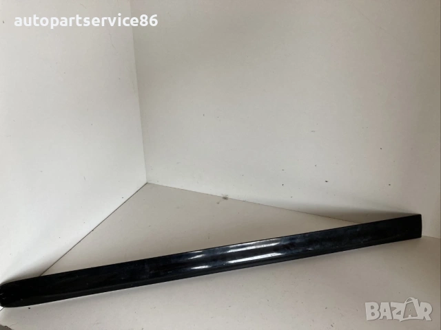 Дясна предна лайсна за врата за Jeep Cherokee 2.8 CRD (2005) 110090