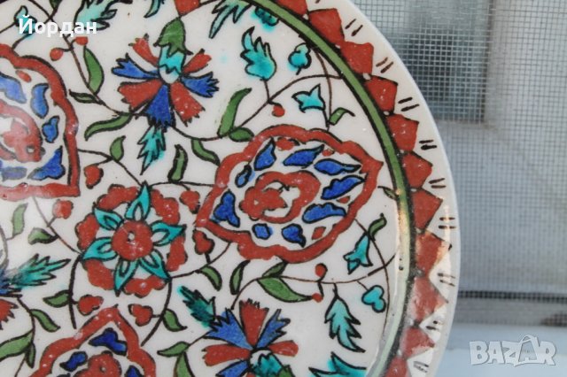 Керамична чиния за стена -Изник, снимка 5 - Колекции - 38629024