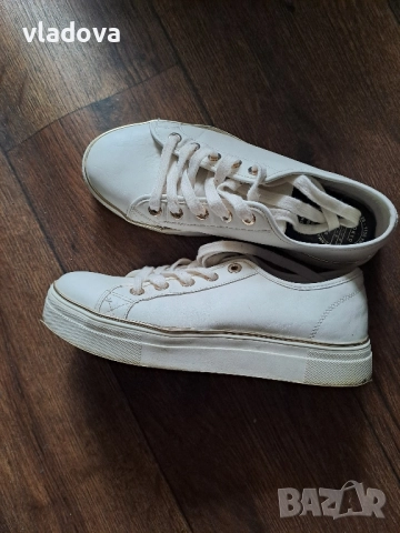 Дамски маратонки номер 39, снимка 4 - Маратонки - 51454210