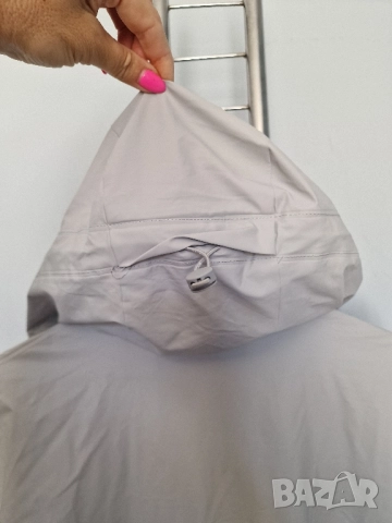 Страхотно дамско яке ветровка RAINS размер S / М, снимка 8 - Якета - 51764454