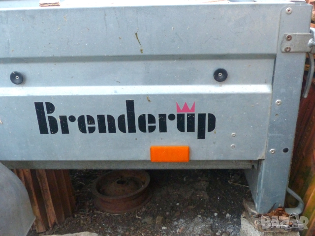 Ремарке THULE A4 -122x210cm- налични всички необходими документи за повторна регистрация