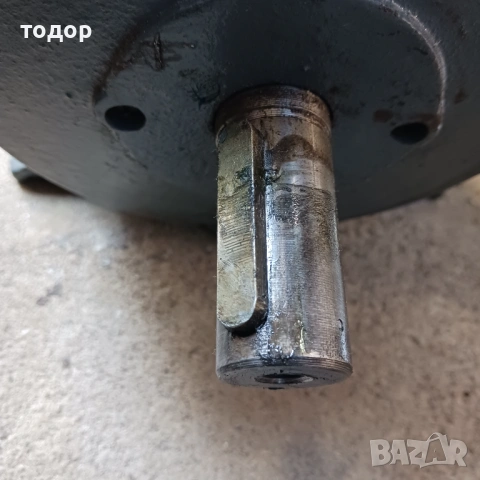 Ел.мотор-електродвигател 220 в., снимка 8 - Електродвигатели - 53257658