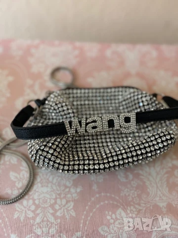 Wang уникално красива чантичка, снимка 9 - Чанти - 51225541