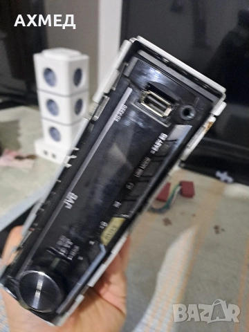 JVC KD X220-4x50 wata usb aux red display, снимка 2 - Друга електроника - 52753201
