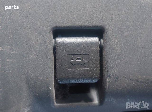 Пластмаса Под Волан и Лост Преден Капак Тойота Корола - 5543212400 - 5504512220 N, снимка 4 - Части - 44394755