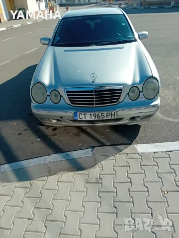 Mercedes  E 320  W 210 