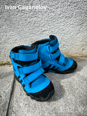 Детски обувки Адидас, снимка 1 - Детски боти и ботуши - 44527474