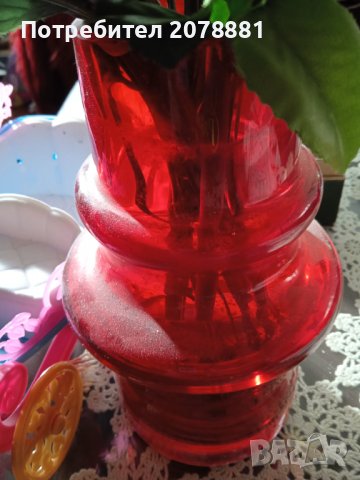 Старинна ваза от цветно стъкло с голям букет, снимка 5 - Вази - 39802941