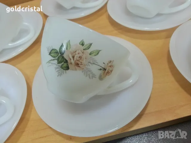 стар френски аркопал чаши за чай , снимка 4 - Антикварни и старинни предмети - 49514040