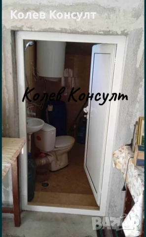 Продавам двуетажна къща в село Изворово , снимка 8 - Къщи - 50814147