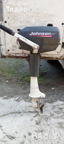 Продавам извънбордов двигател Johnson 4HP 2т, внос от Италия