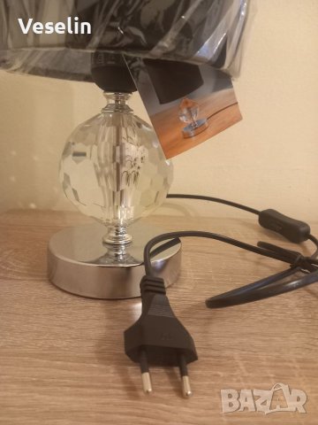 Настолна лампа , снимка 2 - Настолни лампи - 39544038