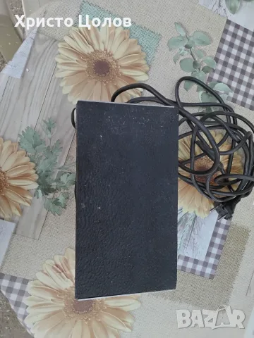 Вибрационна шлайф машинка, снимка 3 - Шлайфмашини - 55773183