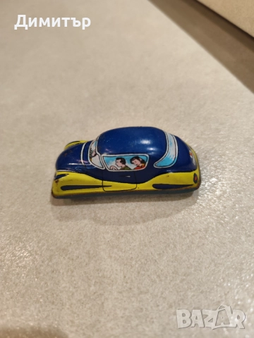 стара ламаринена количка