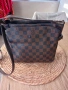 Дамска чанта Louis Vuitton, снимка 8