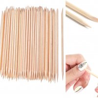 Дървени пръчици за избутване на кожички., снимка 1 - Продукти за маникюр - 34716301