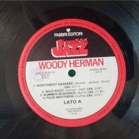Woody Herman – 1981 - Woody Herman(Fabbri Editori – GdJ 19)(Big Band, Bop), снимка 11 - Грамофонни плочи - 44827917