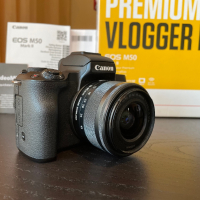 Продавам фотоапарат Canon M50 mark II (premium vlogger kit), снимка 2 - Фотоапарати - 44820128