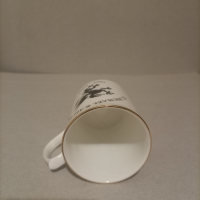 Рядка находка Прекрасен комплект чаша и кутийка от фин костен порцелан,кралска колекция., снимка 5 - Колекции - 44330637