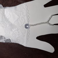 Бели дантелени ръкави с перли, снимка 2 - Ръкавици - 39423992
