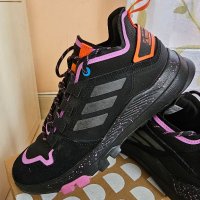 Продавам дамски маратонки adidas, снимка 6 - Кецове - 44179278