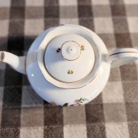 Порцеланов чайник с капаче от 1954г! Без забележки! , снимка 3 - Сервизи - 44241514