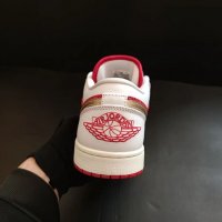 Nike Air Jordan 1 Low Spades SE King Queen Cards Poker Lucky Нови оригинални обувки маратонки 42 ном, снимка 4 - Маратонки - 38752147