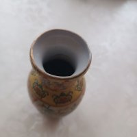 Китайска ваза с красиви орнаменти, снимка 4 - Вази - 39441236