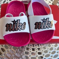 Детски маратонки Nike номер 21, снимка 1 - Детски сандали и чехли - 41066308