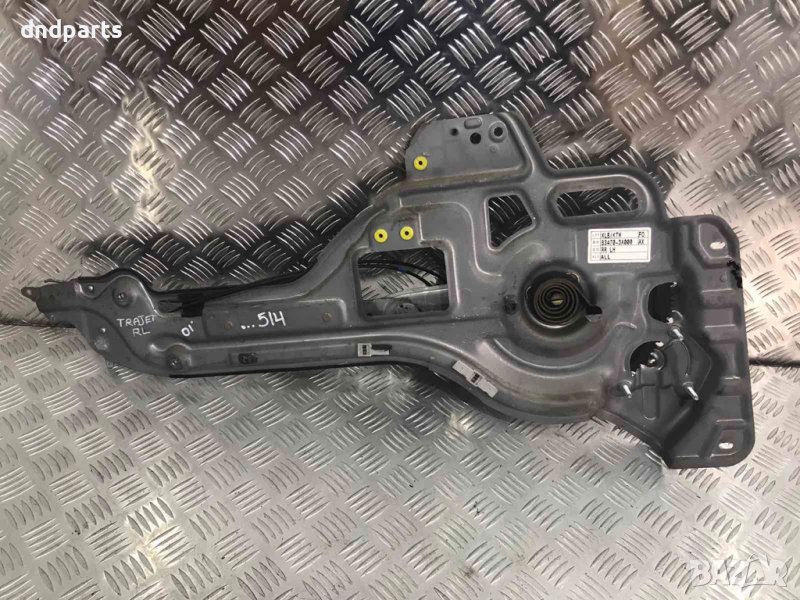 Заден ляв стъклоповдигач Hyundai Trajet,2001г., снимка 1