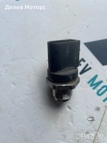 A0009052701 датчик сензор за налягане на горивото от Mercedes CLA 180 Sport двигател 270910, 1.6i, снимка 1