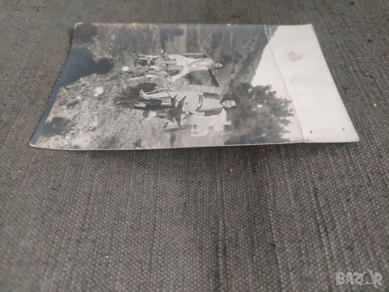 Продавам снимка - жени на магарета, снимка 1