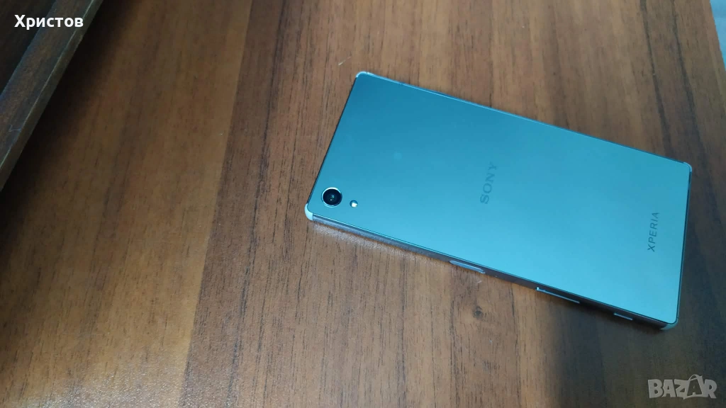 Супер тънък метален телефон SONY с ОГЛЕДАЛЕН гръб отлично работещ от чужбина, снимка 1