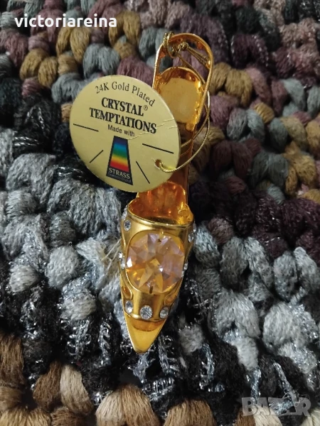 Статуетка позлатена обувка Swarovski , снимка 1