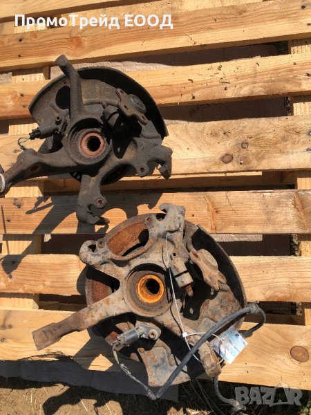 Преден ляв и десен шенкел главина Сеат Ибиза 2 Seat Ibiza шенкелглавина, снимка 1