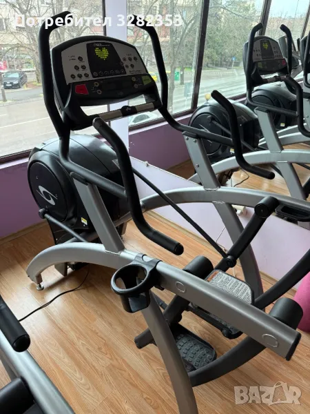 Крос Тренажор Cybex 600A Arc Trainer, снимка 1
