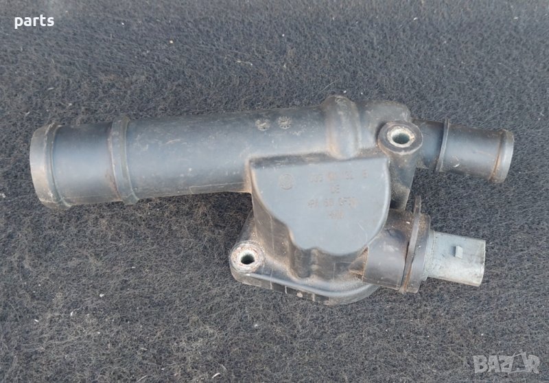 Корпус Термостат Ауди А3 - VW - Сеат - Шкода - 03G121132B N, снимка 1