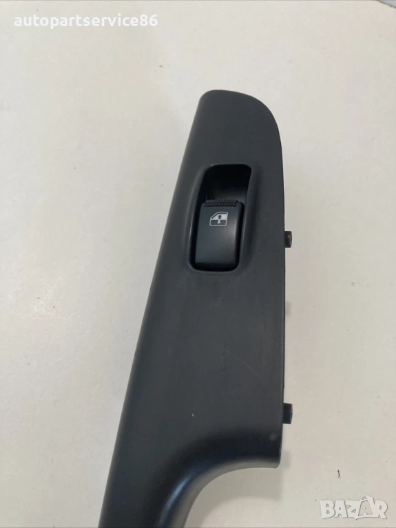 Ключ за стъкло за задна дясна врата за KIA Rio 1.5 CRDi (2009) 93581-1G001, снимка 1